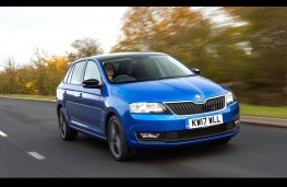 Skoda Rapid Spaceback, front